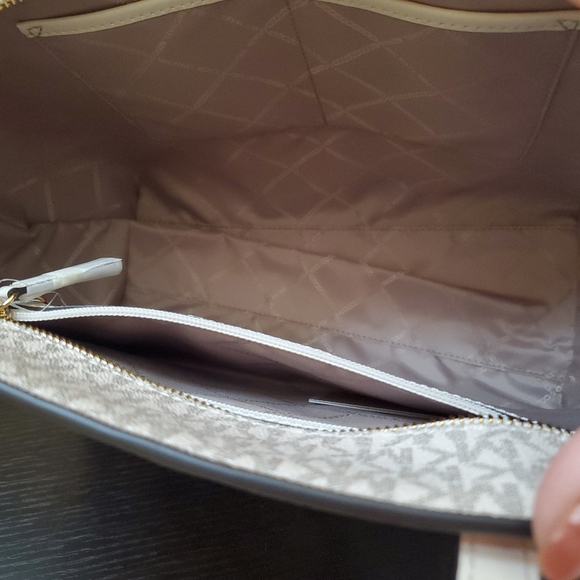 Michael kors Signature Sinclair East West Logo Large Tote Shoulder Bag - Picture 14 of 14